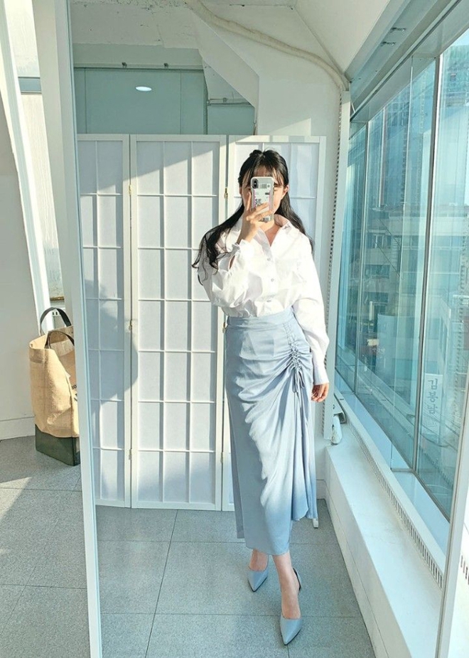 5 kiểu áo rất hợp để phối cùng chân váy dài-12