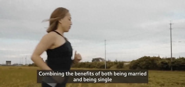 Cặp đôi kết hôn xong ai ở nhà nấy” vì thấy lợi đủ đường”: Cuộc sống sau 5 năm khiến cư dân mạng dậy sóng-1