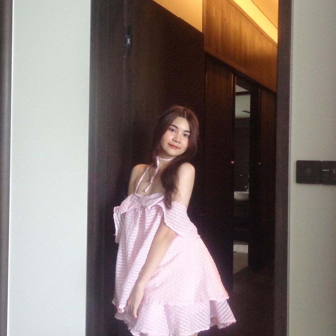 Con gái út của Quyền Linh gây bất ngờ với hình ảnh quyến rũ ở tuổi 15-4