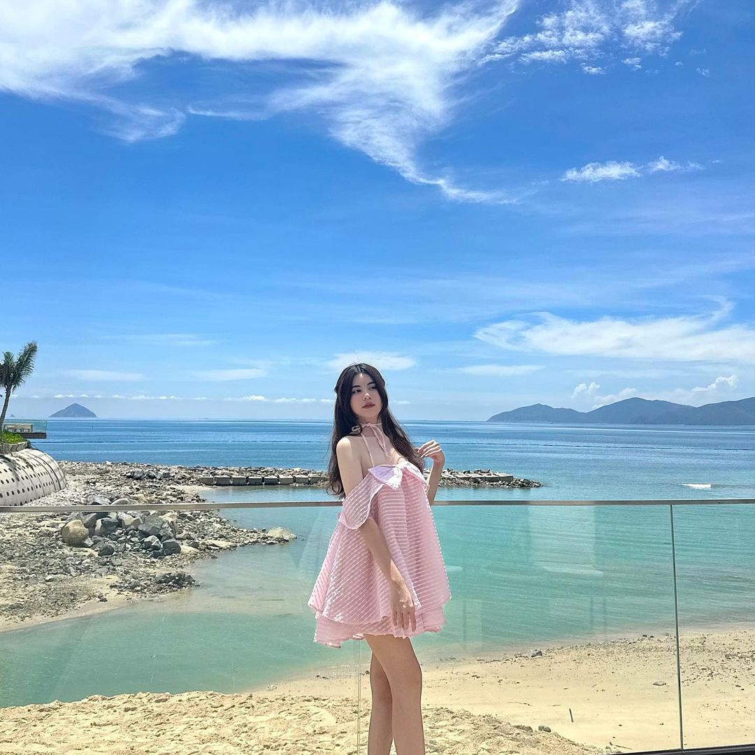 Con gái út của Quyền Linh gây bất ngờ với hình ảnh quyến rũ ở tuổi 15-5