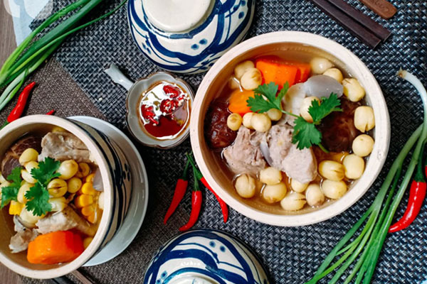 Chỉ cần 2 bước để nấu món canh đủ thịt, đủ rau và hỗ trợ giấc ngủ ngon-1