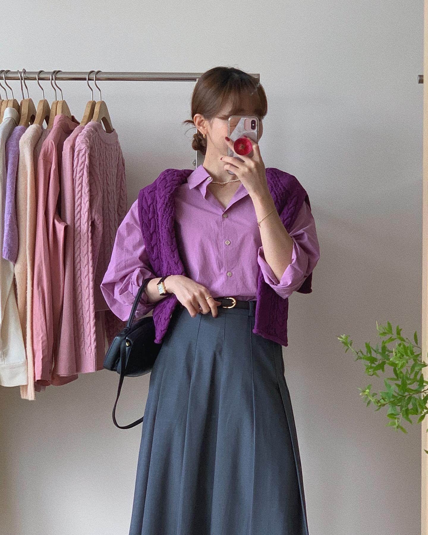 4 mẫu áo sáng màu nên sắm để phong cách thêm trẻ trung-1