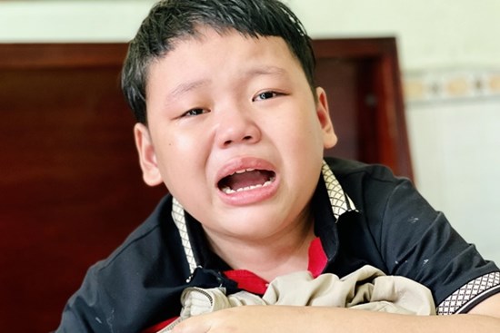 Áp lực nuôi dạy con của giới nhà giàu: Tưởng sinh ra đã ở vạch đích, ai ngờ khốc liệt không tưởng!