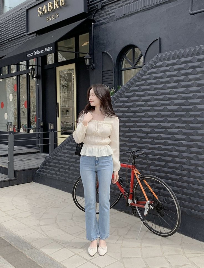 Kiểu áo sắp sửa ‘’chiếm sóng’’ mùa thu, nàng mặc đi làm hay đi chơi đều hợp lý-5