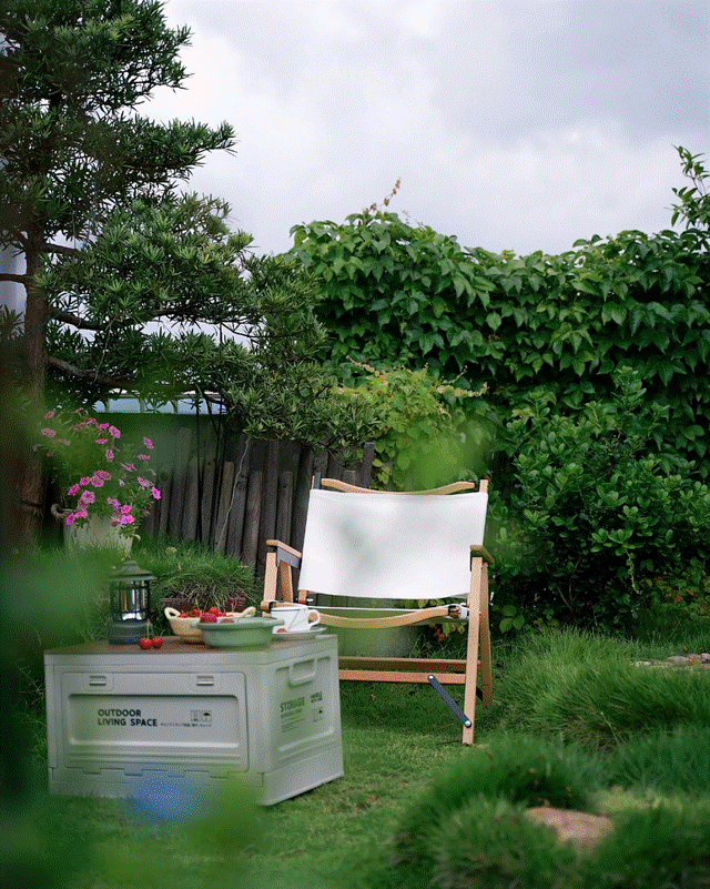 Cô gái mang cỏ lên trồng ở sân thượng, mùa hè không cần phải ra công viên vẫn có chỗ picnic siêu xinh-6