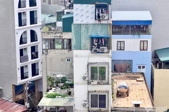 Doanh thu tỷ đồng mỗi năm, chung cư mini ‘cắt lỗ’, rao bán cả toà đang xây dựng