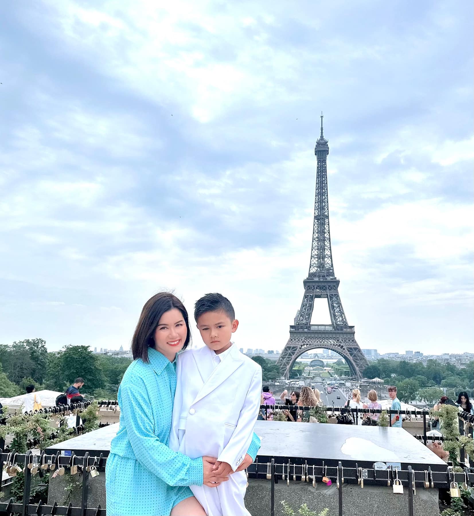 Hòa Minzy và Thủy Tiên có cách xử lý trái ngược khi nói với con chuyện bố mẹ chia tay nhưng chung 1 nguyên tắc-2