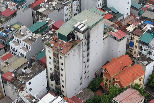 Cận cảnh những căn hộ nhốt người trong các tòa chung cư mini ở Hà Nội-1