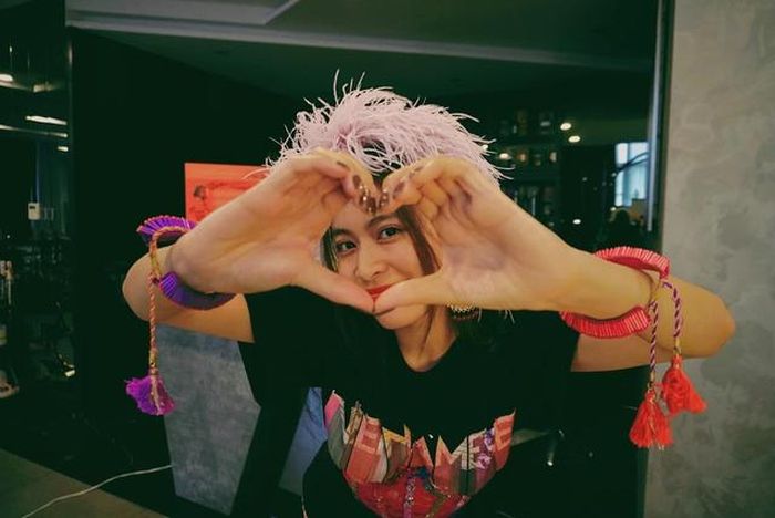 Khán giả gay gắt sau lời xin lỗi hời hợt của Hoàng Thùy Linh-1