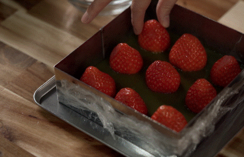 Cách làm thạch dâu tây đẹp da chống già cực dễ-4