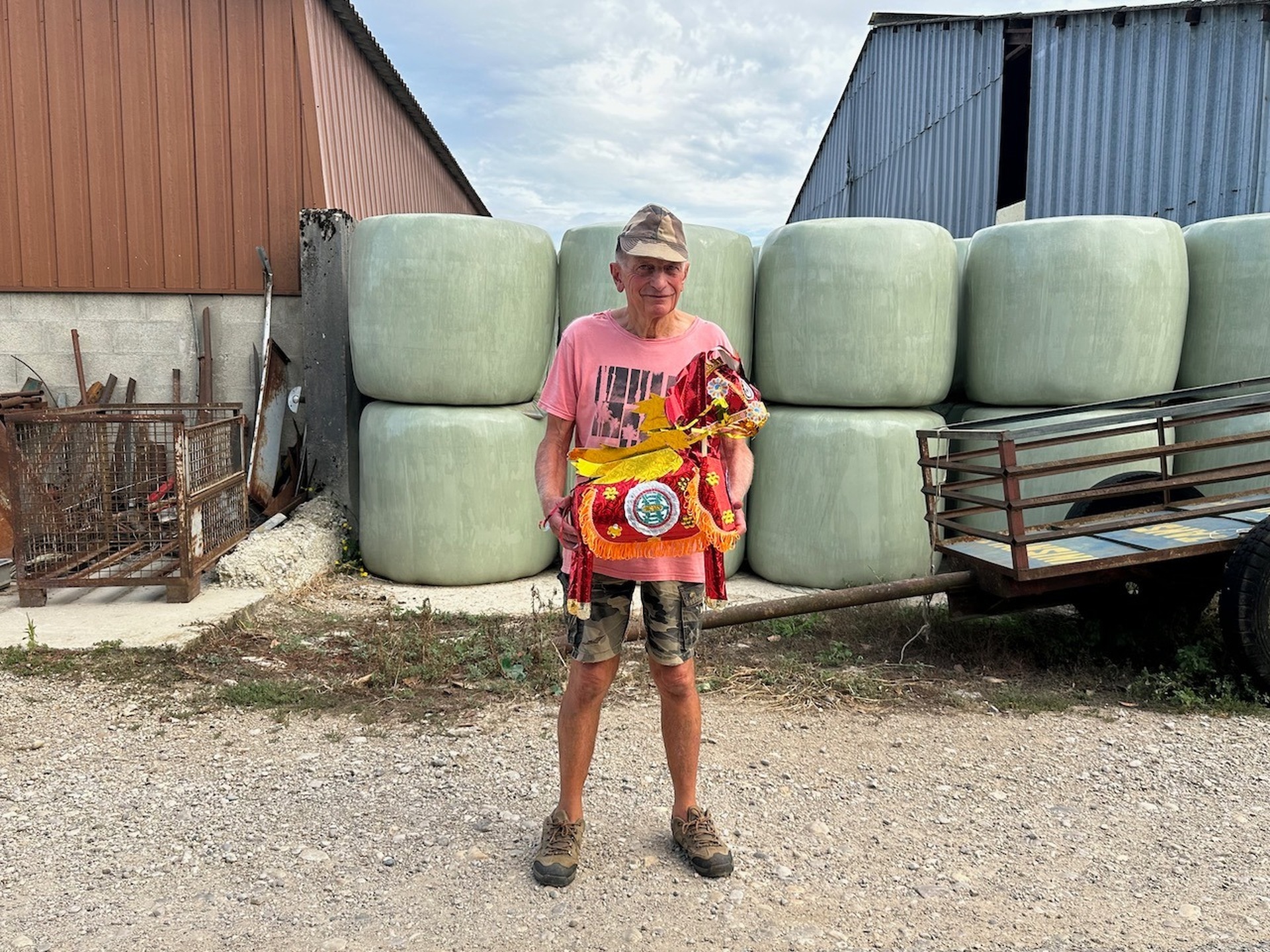 Cuộc chu du của ngựa vàng mã Việt Nam trên đất Pháp-9