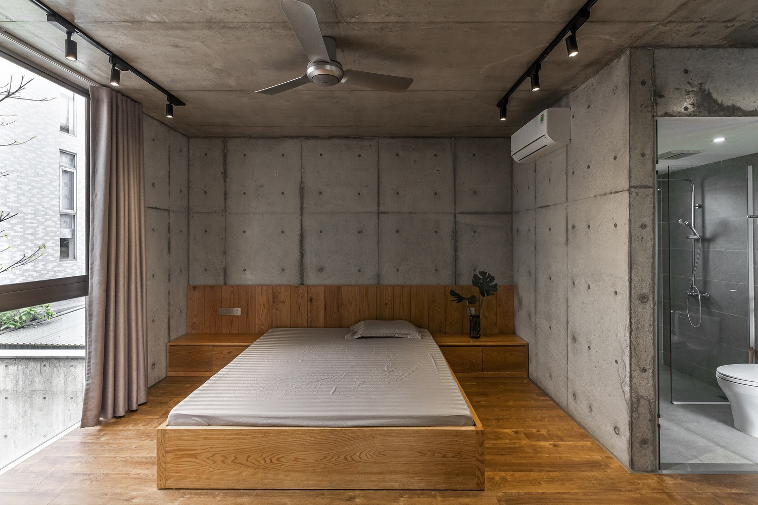 Nhà bê tông bình yên giữa đô thị ở Bắc Giang-10