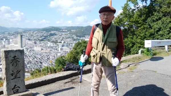 8 điều ‘không thương lượng’ để sống thọ của cụ ông 95 tuổi từng là bác sĩ-1