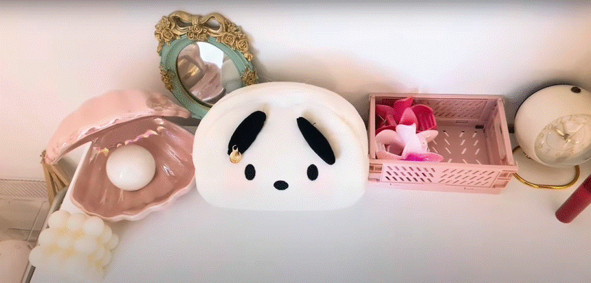 Phòng riêng xịn sò, có cả tủ phụ kiện và túi xách của bé Dâu - con gái MC Thanh Thảo Hugo-7