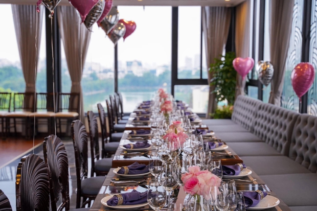 Nữ MC khoe được chồng Tiến sĩ bao một tầng của nhà hàng để tổ chức sinh nhật, đáp trả câu hỏi khó về việc tiêu tiền chồng-2