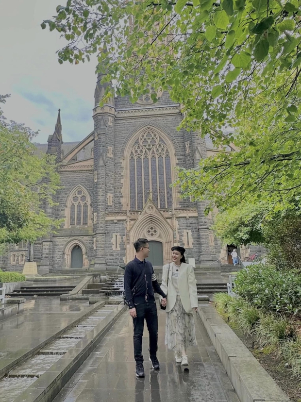 Nữ MC khoe được chồng Tiến sĩ bao một tầng của nhà hàng để tổ chức sinh nhật, đáp trả câu hỏi khó về việc tiêu tiền chồng-6