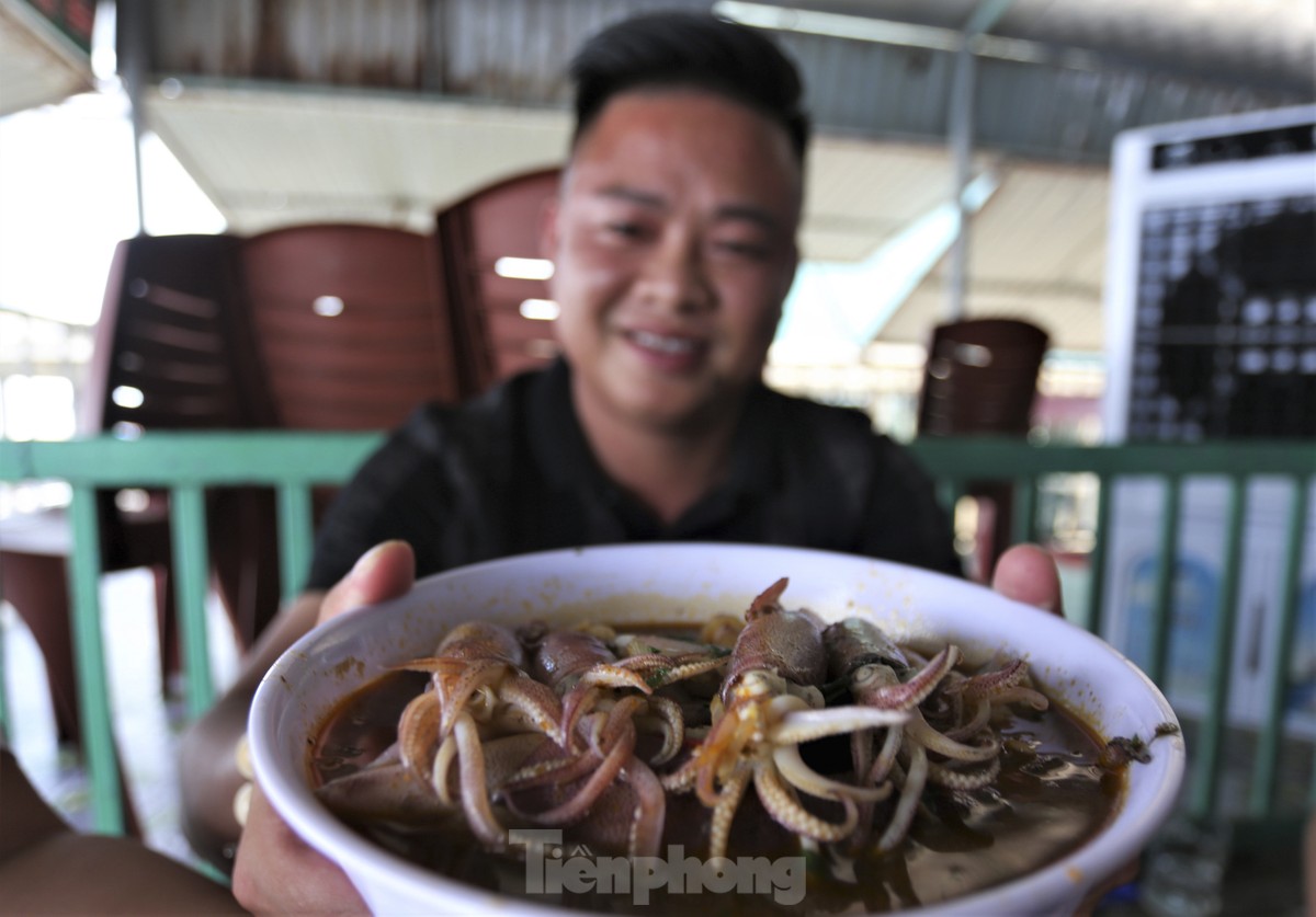 Mực nháy cháy hàng, có tiền cũng không mua được-14