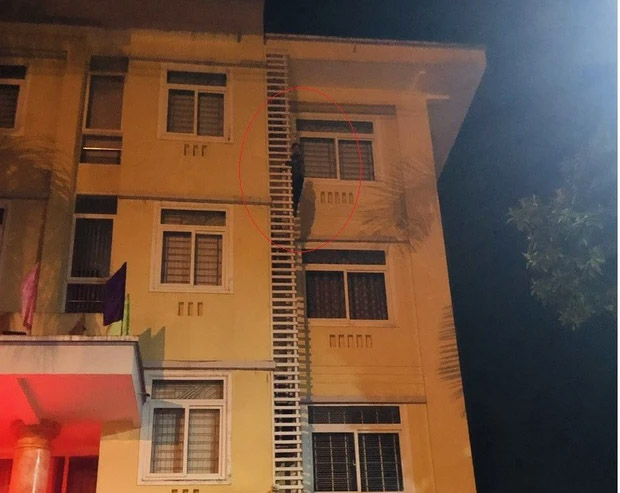 Khống chế kẻ ngáo đá làm xiếc trên nhà cao tầng ở Tuyên Quang-1