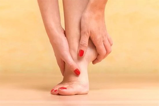 Dấu hiệu ở chân cảnh báo những vấn đề sức khoẻ nghiêm trọng