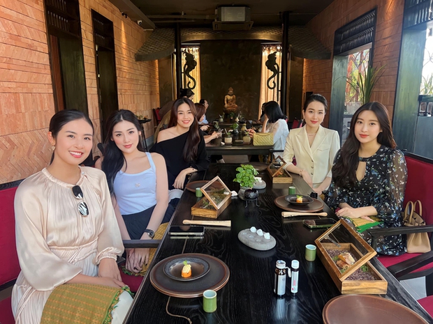 Hoa hậu Đỗ Mỹ Linh lộ diện bên Phương Oanh và hội bạn thân, nhan sắc mẹ bỉm nổi bần bật-2