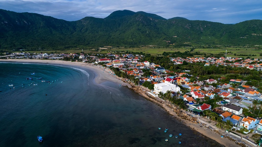 Căn nhà có kiến trúc đặc biệt của đại gia Đức An xây tặng vợ Phan Như Thảo-11