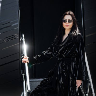 Chuyên cơ độc nhất được mệnh danh Lamborghini trên trời của nữ triệu phú: Nội thất tối giản, đổi màu sơn cũng tốn 12 tỷ-2