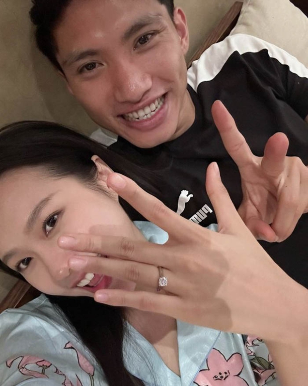 Chưa từng khóc dù chấn thương, Đoàn Văn Hậu lại rơm rớm nước mắt vì điều này-2