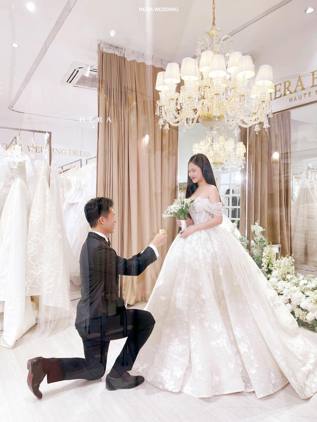 Đình Trọng từng e ngại chưa nhà, chưa xe không dám lấy vợ, giờ đây đủ cả rước nàng về dinh-3