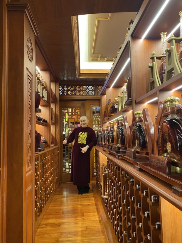 Cận cảnh biệt phủ của vua hài đất Bắc Xuân Hinh: Xây toàn bộ bằng gạch đỏ, có sân vườn ao cá rộng thênh thang-12