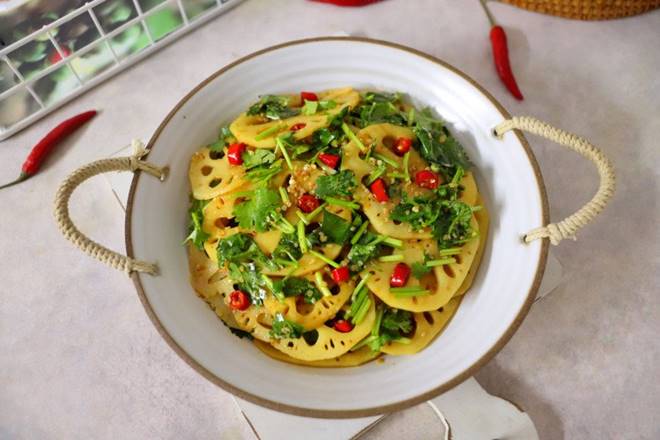 Loại củ nằm sâu dưới bùn,&nbsp;ăn vừa ngon vừa là thuốc bổ-8