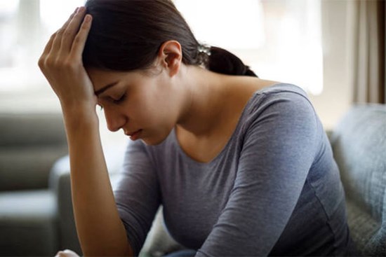 Vừa quyết định ly hôn, những lời nói của chị chồng khiến tôi do dự