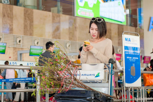 Vé máy bay Tết vừa mở bán, giá đã cao ngất ngưởng-1