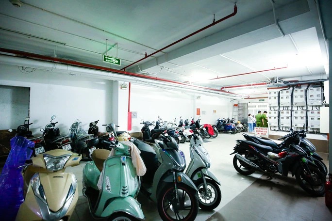 Quận Thanh Xuân yêu cầu di chuyển xe máy, xe đạp điện khỏi tầng 1 chung cư mini-2