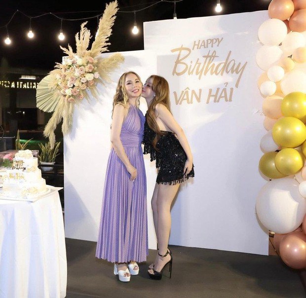 Đo độ chiều con dâu của mẹ chồng nhà hào môn: Hot girl nào cũng có bí quyết riêng-3