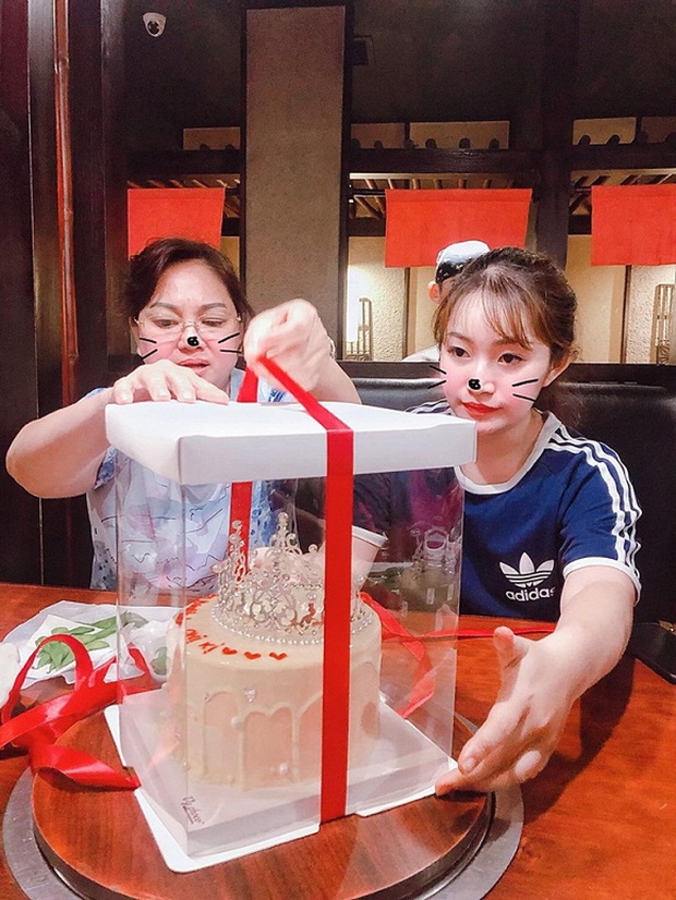 Đo độ chiều con dâu của mẹ chồng nhà hào môn: Hot girl nào cũng có bí quyết riêng-4