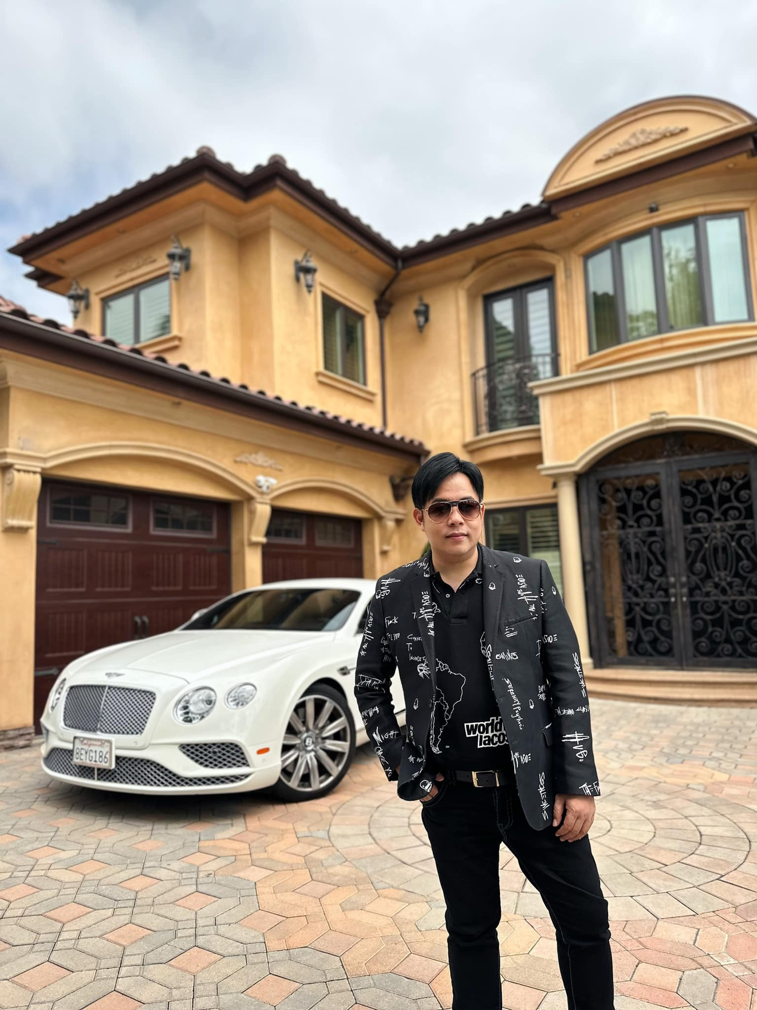 Quang Lê tuổi 44: Ngoại hình giảm 12kg gây sốt, độc thân và giàu có-11