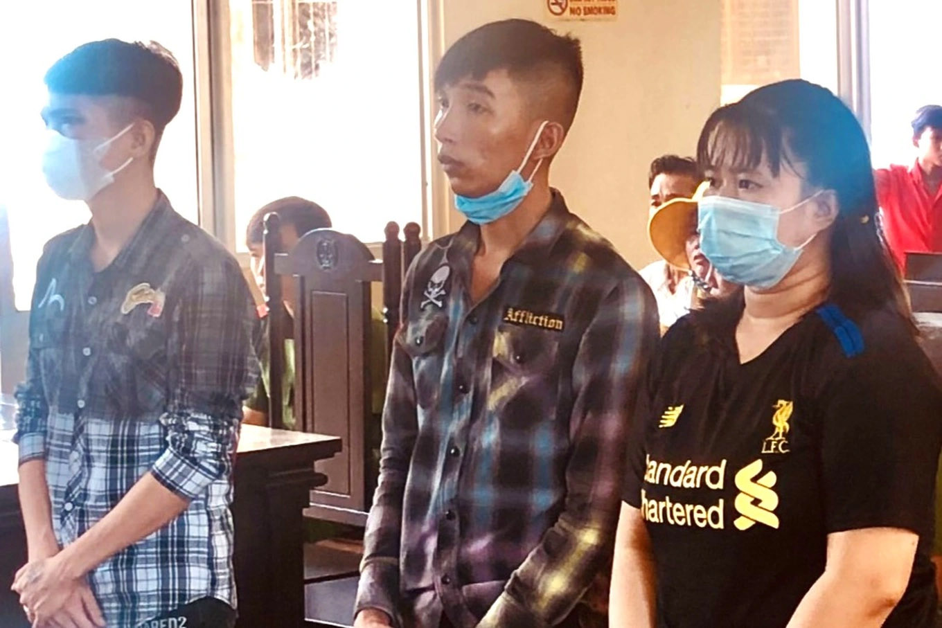 Tin lời em gái hiền lành, 2 thanh niên bị lừa bán sang Campuchia-1