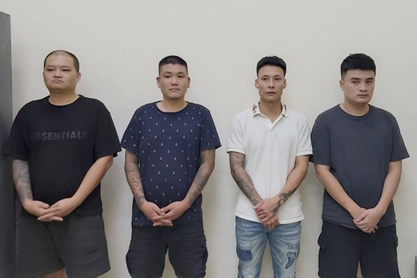 Bắt nhóm ‘tín dụng đen’ buộc người vay thế chấp bằng clip khỏa thân-1