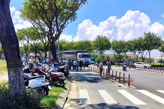 2 nữ sinh viên bị xe tải cán tử vong trên đường đi học về