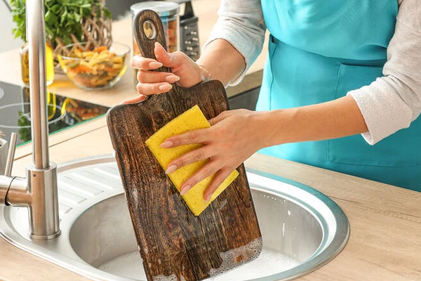 Thớt nhựa hay thớt gỗ tốt cho sức khỏe hơn?-1