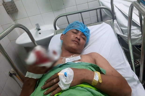 Tranh chấp đất ở Long An, 4 cha con bị chém dã man-3