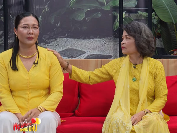 Từng cản con trai mù lấy vợ, mẹ chồng không ngờ vớ được nàng dâu kim cương-1