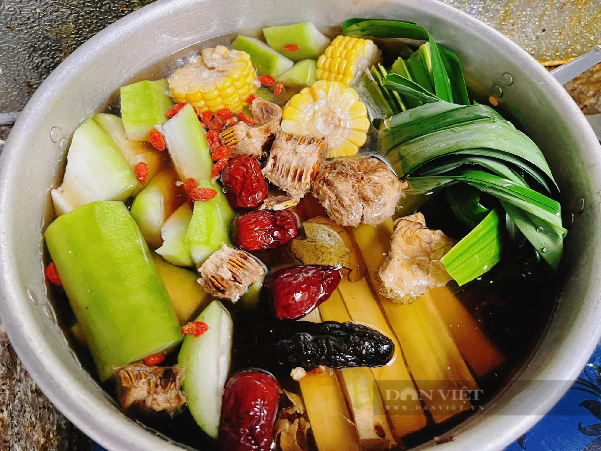 Loại quả bảo bối giảm cân” nấu cùng vô số rau củ khác thành nước sâm giải độc, thanh nhiệt, bổ dưỡng-5