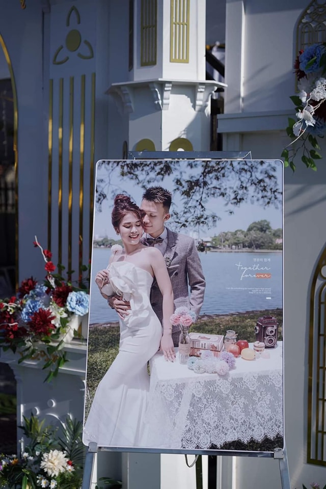 Tiền vệ U23 Việt Nam kết hôn, bất ngờ khi rước về cả trâu lẫn nghé-1