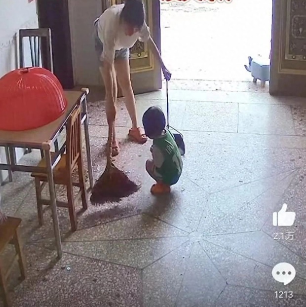 Kiểu cha mẹ như báu vật của con cái-1