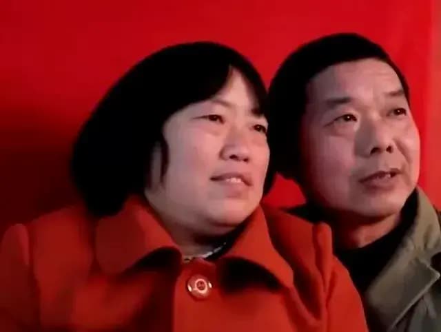 Con gái lấy chồng xa luôn lấy cớ không chịu về thăm nhà, 26 năm sau cha già vỡ òa khi biết được chân tướng-4