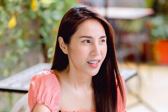 Thuỷ Tiên lên tiếng làm rõ thái độ khi bất ngờ bị gọi nhầm là