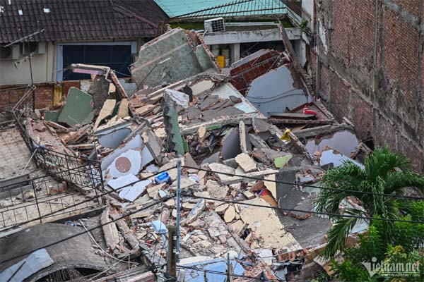 Ông trùm” cho vay nặng lãi sắm cả kho vũ khí”, ném chất bẩn vào nhà con nợ-2