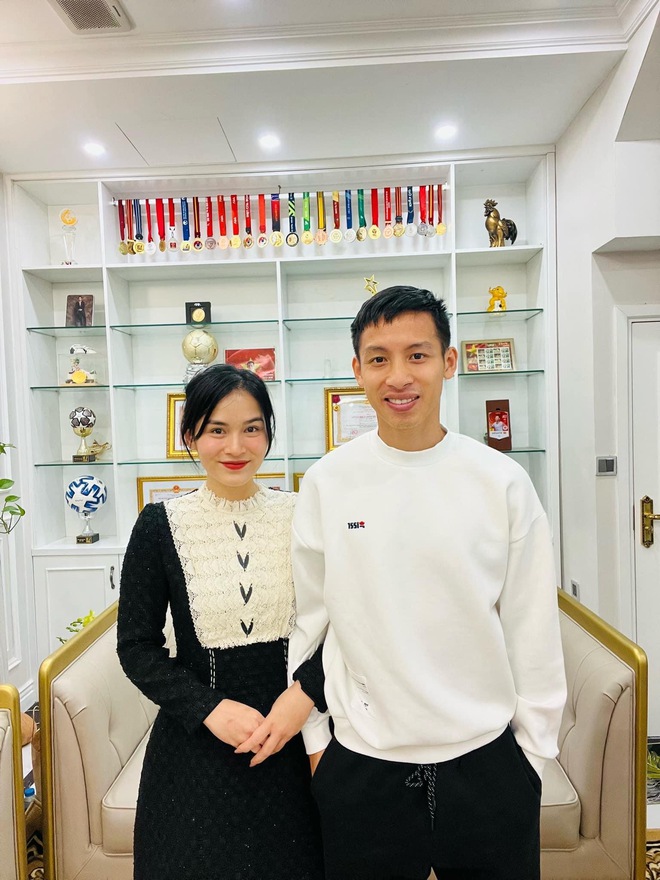 Cơ ngơi của cầu thủ Việt: Từ biệt thự hơn 10 tỷ đến chung cư cao cấp dùng toàn nội thất đắt tiền-17