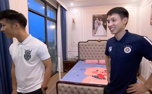 Cơ ngơi của cầu thủ Việt: Từ biệt thự hơn 10 tỷ đến chung cư cao cấp dùng toàn nội thất đắt tiền-24